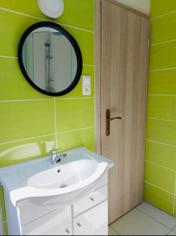 Jokai Apartman Révkomárom Kültér fotó