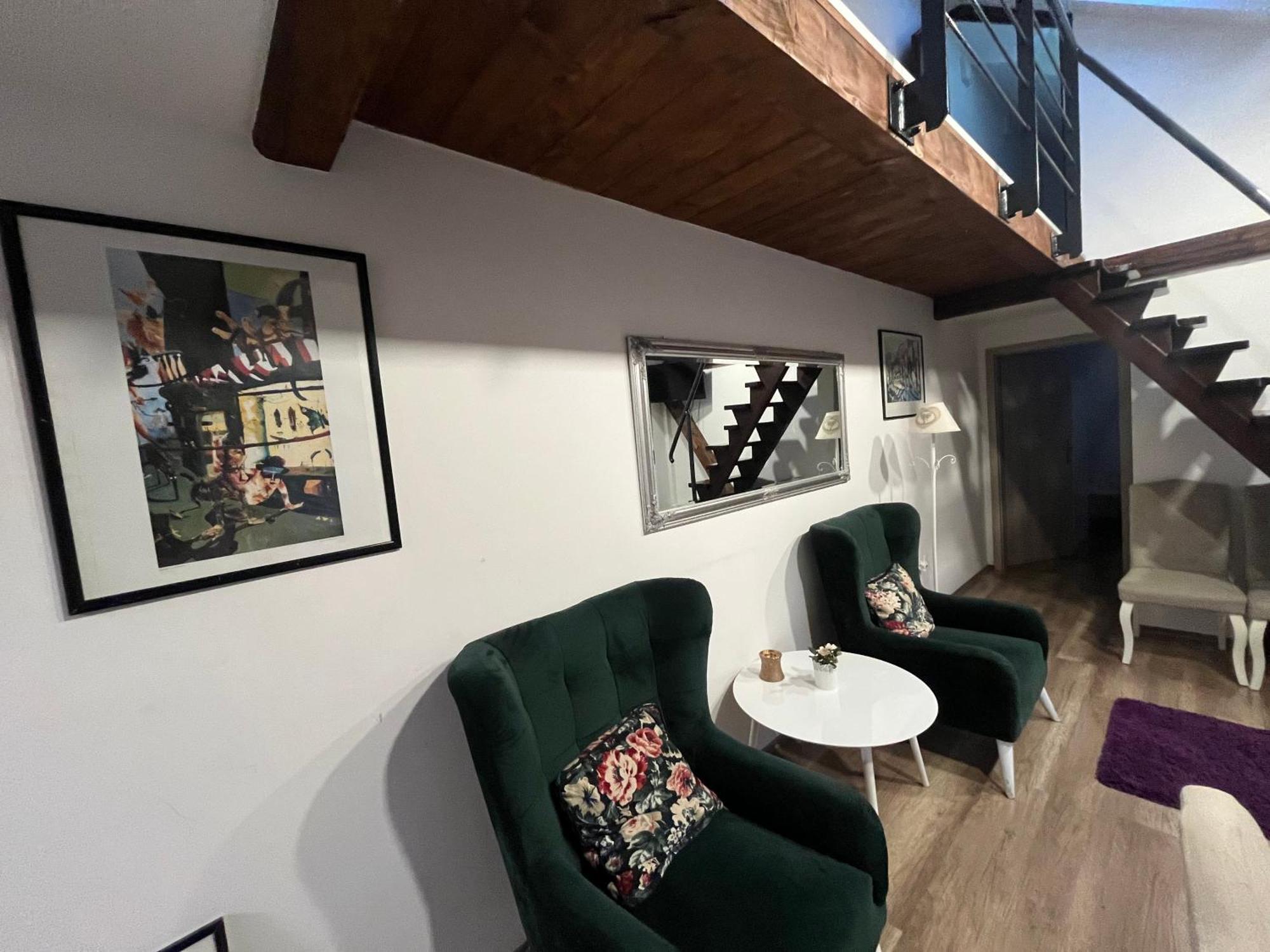 Jokai Apartman Révkomárom Kültér fotó